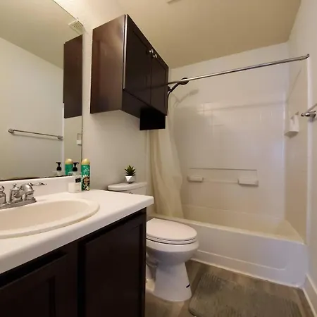 Cozy Home Near Downtown Austin And Airport Exterior photo